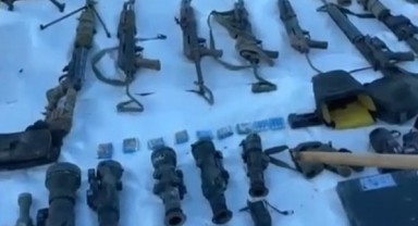 Mehmetçik, Pençe Kilit bölgesinde çok sayıda mühimmat ele geçirdi