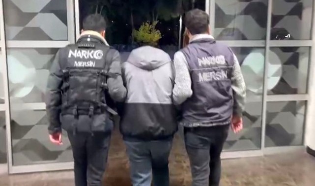 Mersin’de binlerce adet sentetik ecza yakalandı