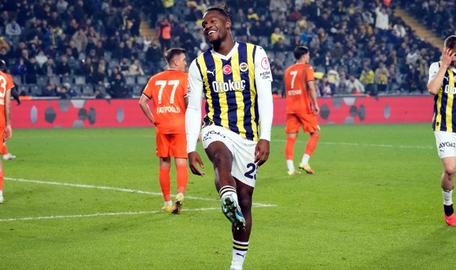 Michy Batshuayi, 4 golle yıldızlaştı