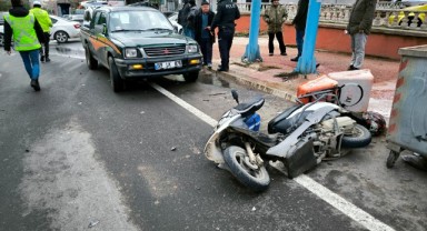 Motosiklet ile kamyonet çarpıştı: 1 yaralı
