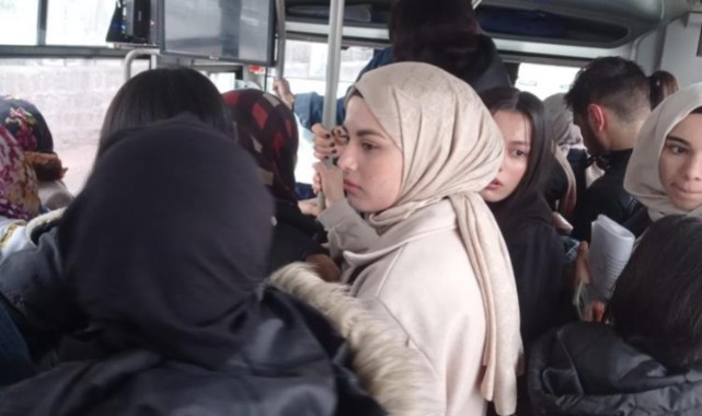 Siverek’te üniversite öğrencileri şikayetçi! Okula yetişemiyoruz