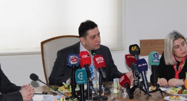 Solmaz,2023 sağlık değerlendirmesinde müjdeleri duyurdu!