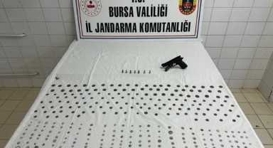 Tarihi eser kaçakçıları jandarma tarafından yakalandı