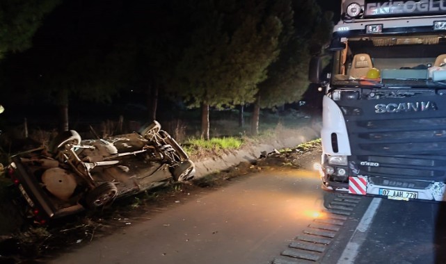 Tıra çarpan otomobil şarampole devrildi: 2 ağır yaralı