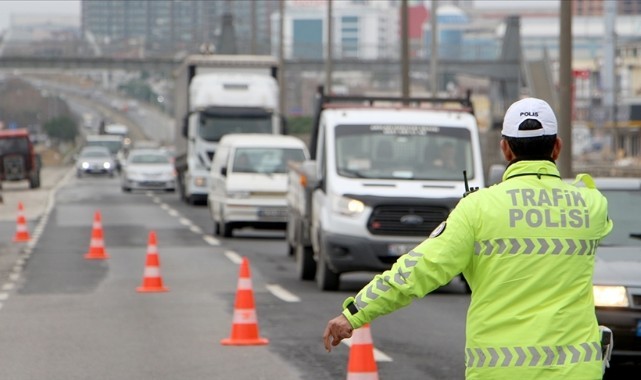 Trafik cezalarında indirimli ödeme süresi uzatıldı