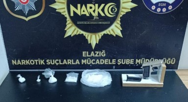 Uyuşturucu madde ile ruhsatsız silah ele geçirildi
