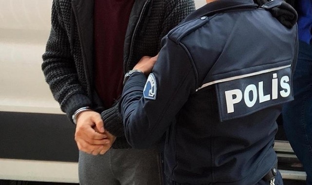 Akçakale'de devriye görevi yapan bekçiler firari suçluyu yakaladı