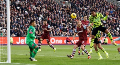 Arsenal, West Ham United’ı farklı yendi