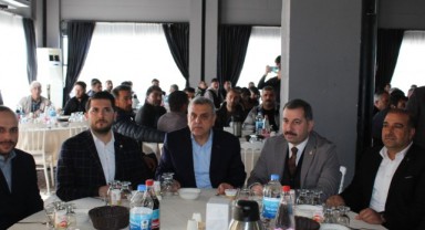 Başkan Baydilli pazar esnaflarıyla bir araya geldi
