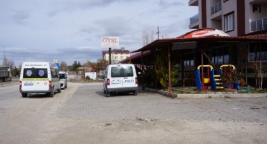 Boşandığı eşini önce vurdu, sonra bıçaklayarak öldürdü