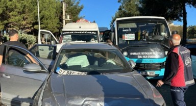 Çok sayıda aracın karıştığı zincirleme kaza: 12 yaralı