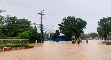 Filipinler sel ve toprak kayması: 6 ölü, 1 kişi kayıp