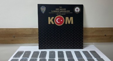 Hoparlörlere saklanan gümrük kaçağı telefonlar ele geçirildi