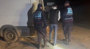 Jandarma’dan kaçak göçmen ve organizatörlere geçit yok
