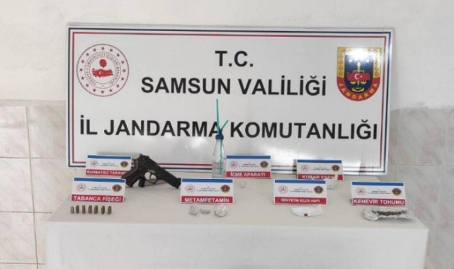 Jandarmadan silah ve uyuşturucu operasyonu: 3 gözaltı
