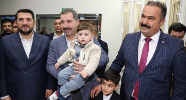 Karaköprü'de Gönül Kazanma Yarışı: Başkan Baydilli vatandaşlarla buluşuyor