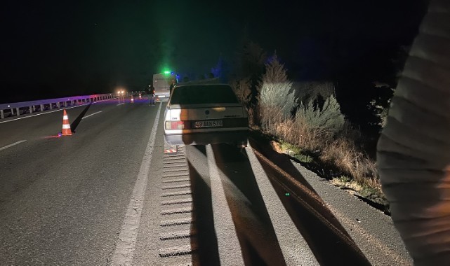 Karayolunda arızalanan otomobile tır çarptı: 1 ölü