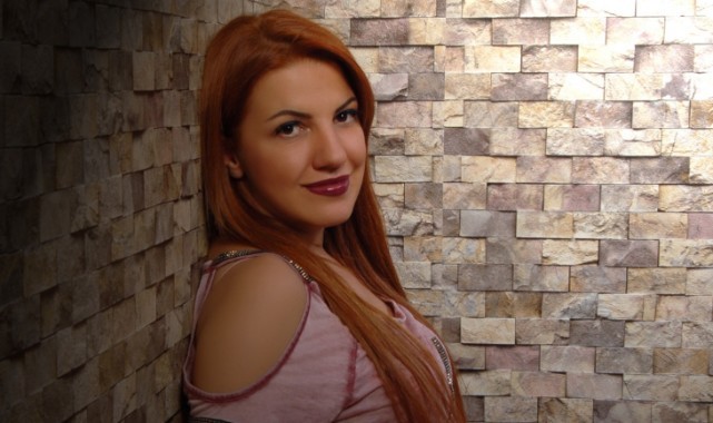Kıvılcım Kalay’dan aşkın komedisi
