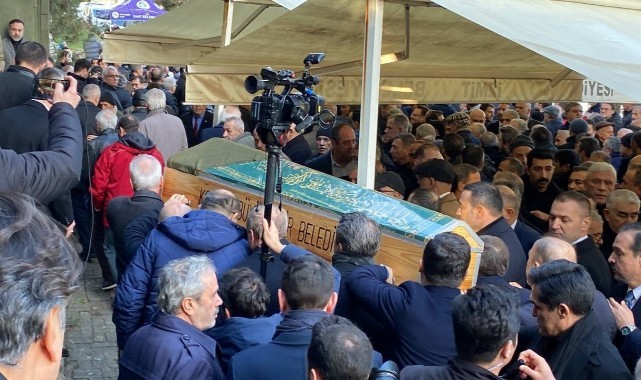 Meral Akşener'in ablası son yolculuğuna uğurlandı