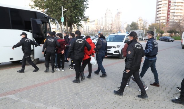 Mersin'deki DEAŞ operasyonunda 9 tutuklama