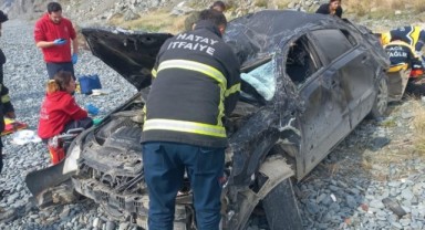 Otomobil uçuruma yuvarlandı: 1 ölü, 1 ağır yaralı