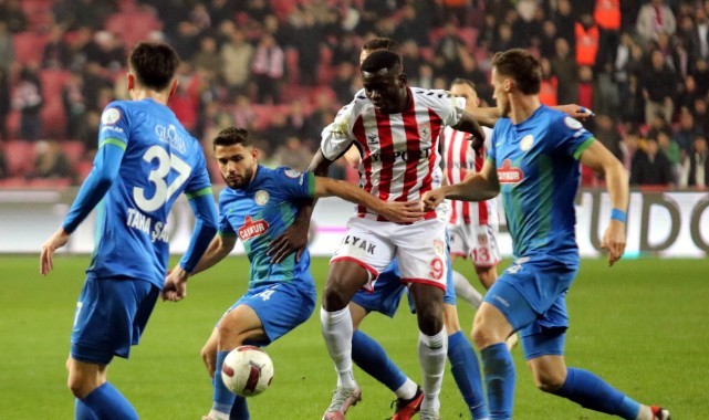 Samsunspor: 3 - Çaykur Rizespor: 0