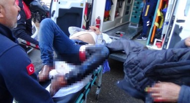 Şanlıurfa'da Karakol önünde bıçaklı kavga: 2 yaralı