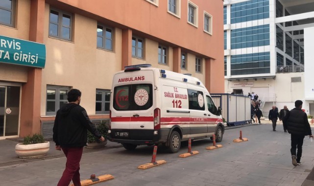 Tekstil işçilerini taşıyan minibüs kaza yaptı: 15 yaralı