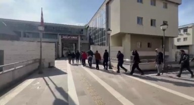 Urfa'dan Osmaniye'ye giden jokerler yakalandı