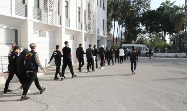 180 milyonluk sazan sarmalı operasyonu: 20 tutuklama