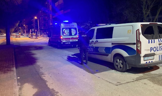Alkollü motosiklet sürücüsü direğe çarptı