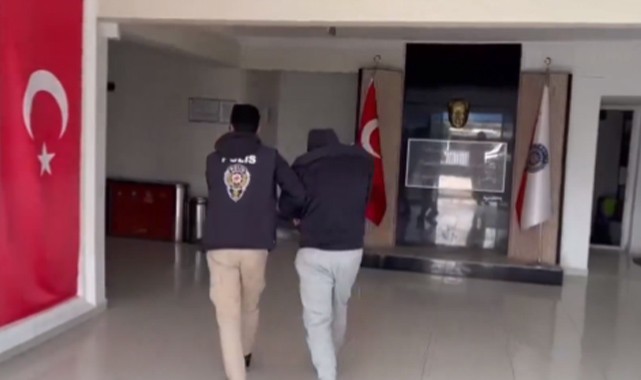 Bakan Yerlikaya paylaştı! Yasa dışı bahis reklamı yapan "Übeyit Bartin" yakalandı