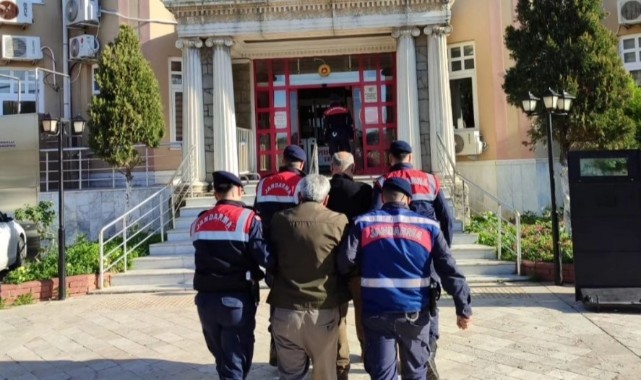 Çok sayıda düzensiz göçmen ve 2 organizatör yakalandı