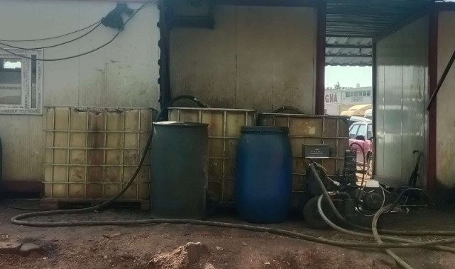 Çok sayıda kaçak akaryakıt ele geçirildi: 2 gözaltı