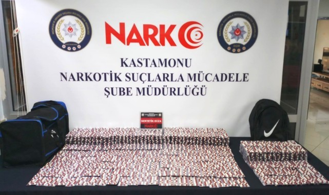 Çok sayıda reçeteye tabii hap ele geçirildi: 2 gözaltı