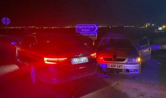 Diyarbakır'da iki otomobil çarpıştı: 1 ölü, 3 yaralı