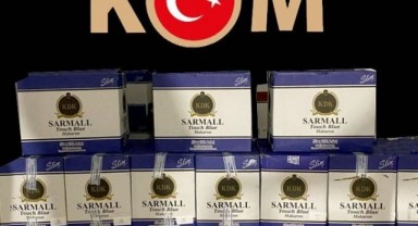 Durdurulan araçta 710 bin boş makaron ele geçirildi