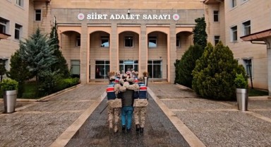Durdurulan otomobilde 15 bin 610 mermi ele geçirildi