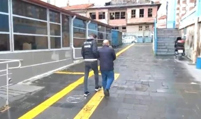 Eşyaları arasında uyuşturucu bulunan yolcu tutuklandı