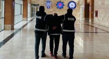 Hapis cezası ile aranan şahıs, sahte paralarla yakalandı
