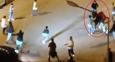 İki grup arasındaki kavga kamerada