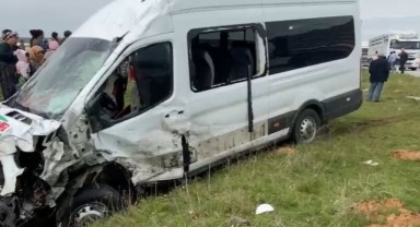 İkiye bölünen traktör sürücüsü feci şekilde can verdi