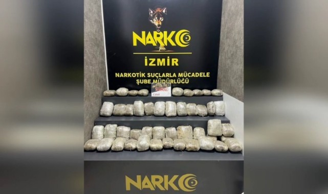 İzmir'de 26 kilogramın üzerinde esrar ele geçirildi