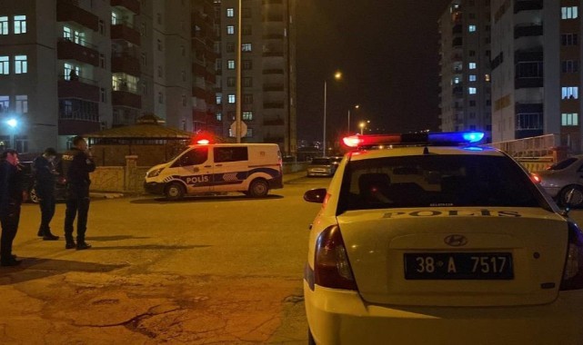 Kurusıkı tabanca ateş aldı, 2 çocuk yaralandı