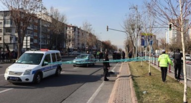 Otomobilin çarptığı yaşlı kadın hayatını kaybetti