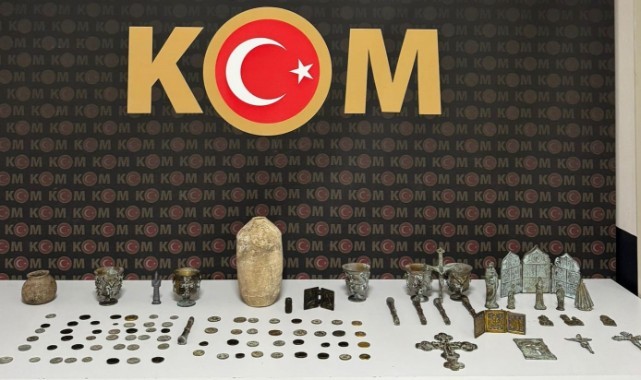 Polisten tarihi eser operasyonu