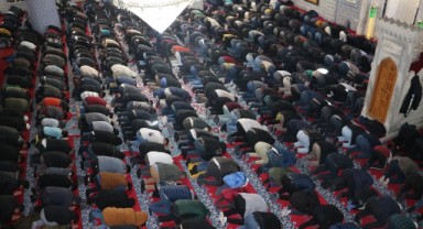 Şanlıurfa'da ilk teravih namazı kılındı