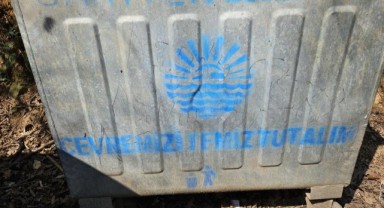 Sarıyer'de çöp konteynerindeki yazı cesede götürdü
