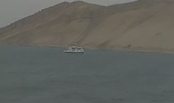 Şiddetli fırtınadan dolayı feribot iskeleye yanaşamadı
