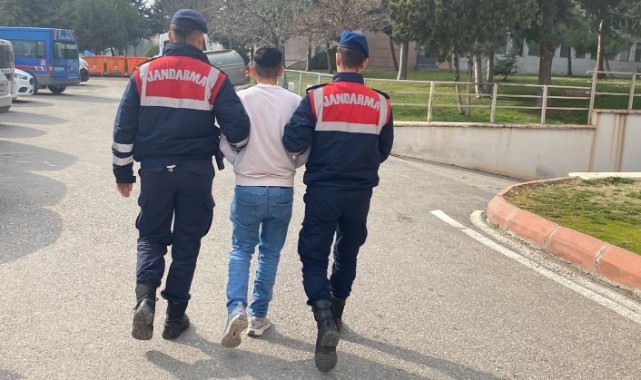 Silahlı yağma suçundan aranan firari yakalandı